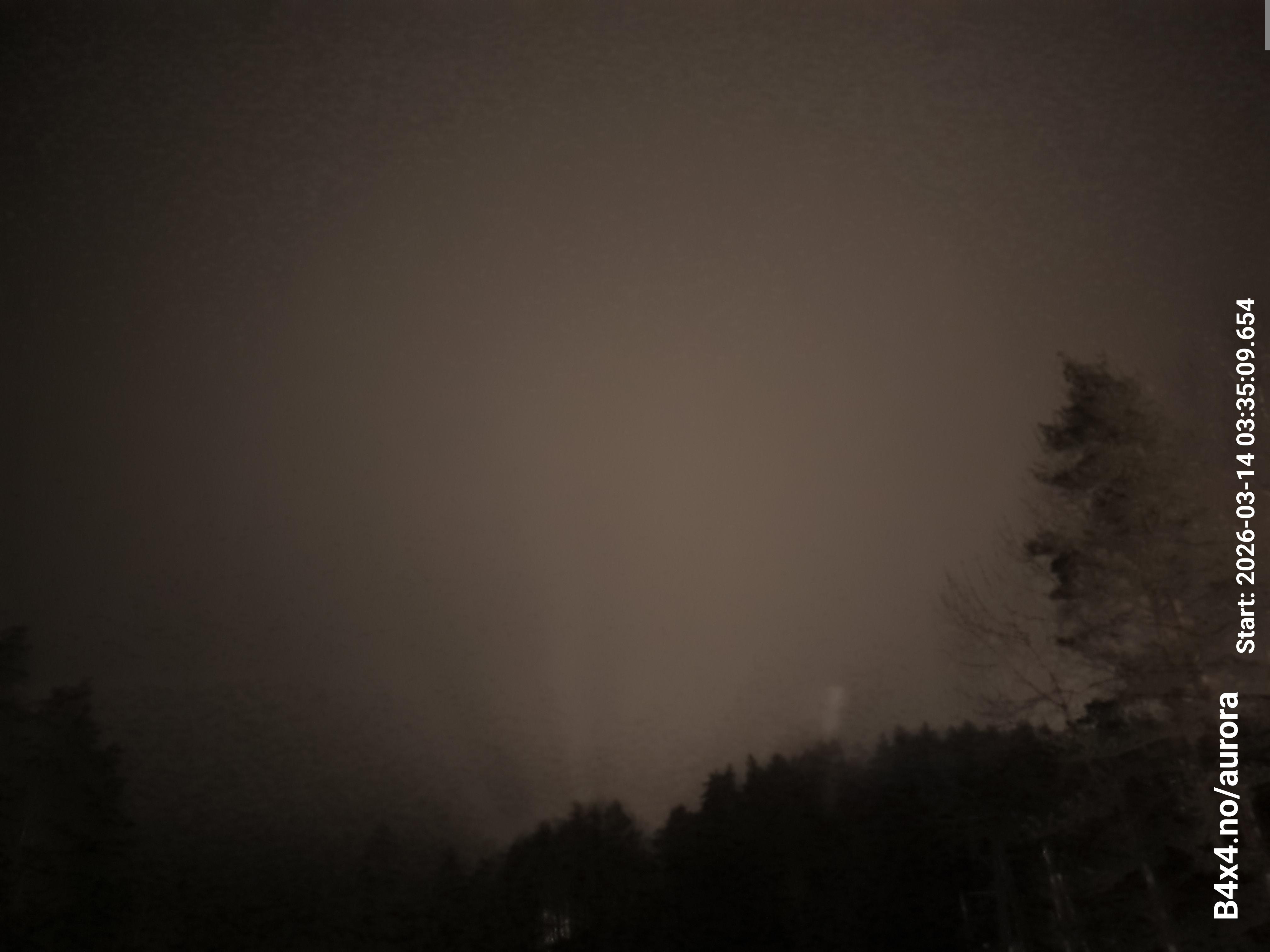 aurle_20260314_033525_lys50_star50_KP06_ISO1000_Lukker15.jpeg