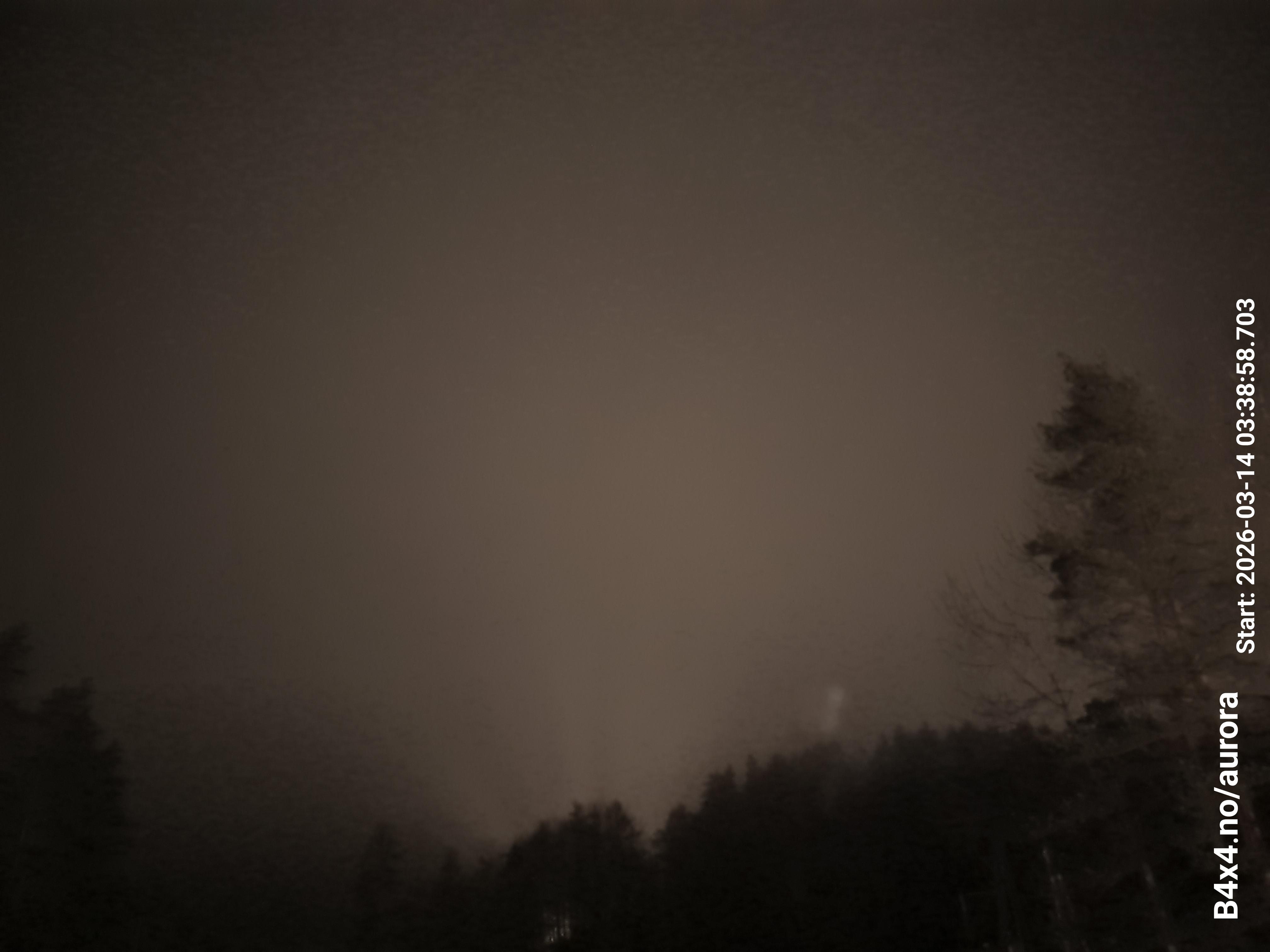 aurle_20260314_033915_lys52_star50_KP06_ISO1000_Lukker15.jpeg