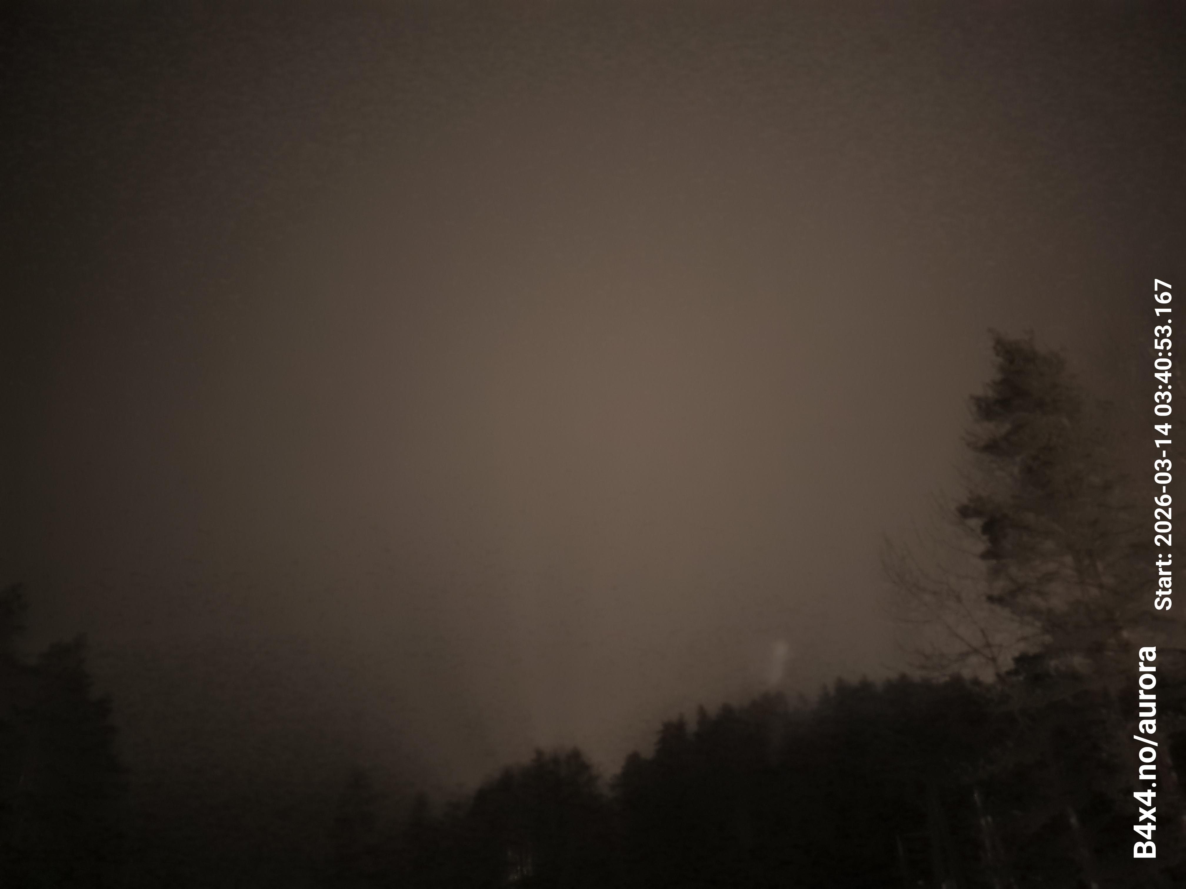 aurle_20260314_034109_lys54_star50_KP06_ISO1000_Lukker15.jpeg