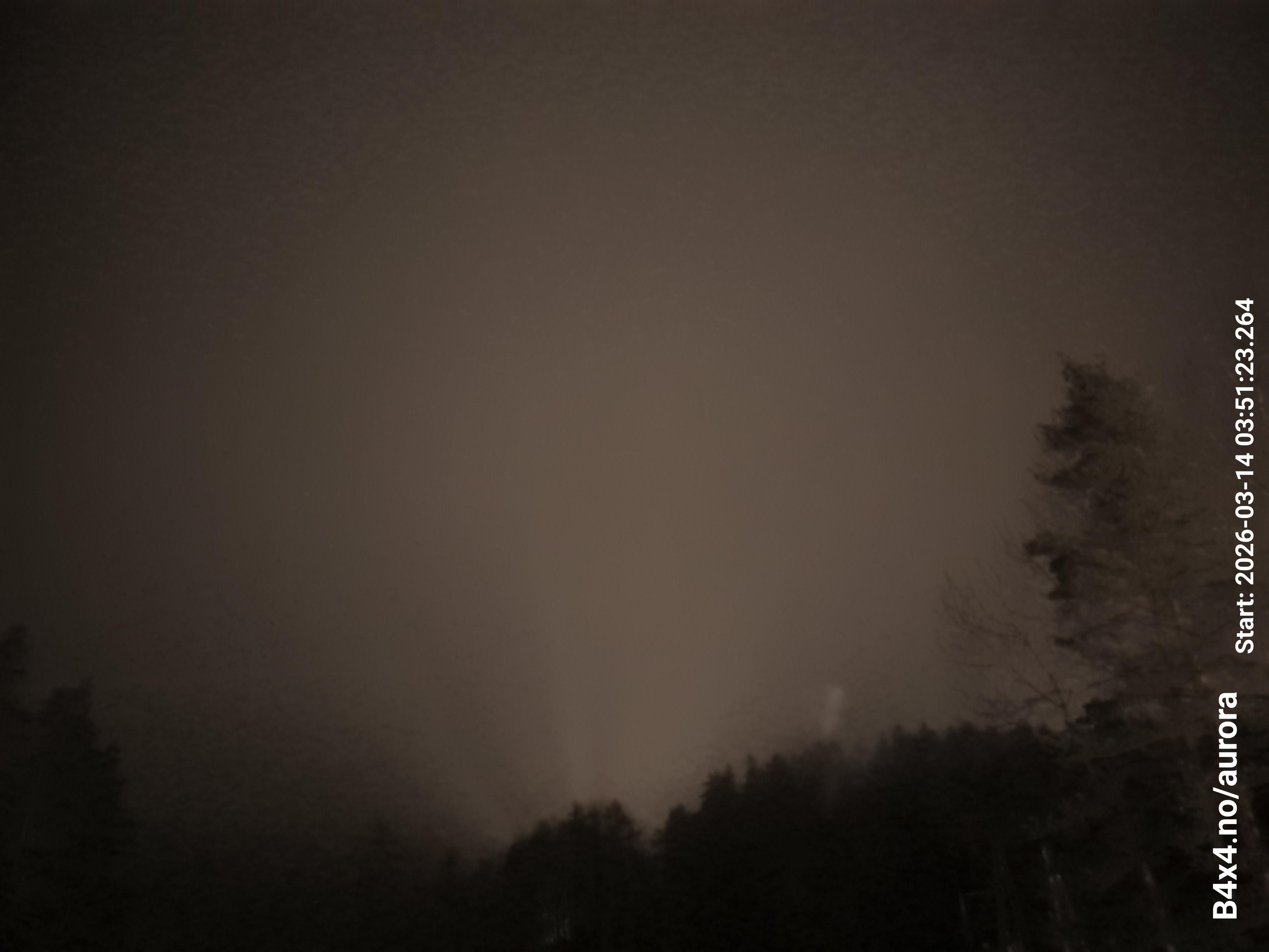 aurle_20260314_035139_lys51_star50_KP06_ISO1000_Lukker15.jpeg