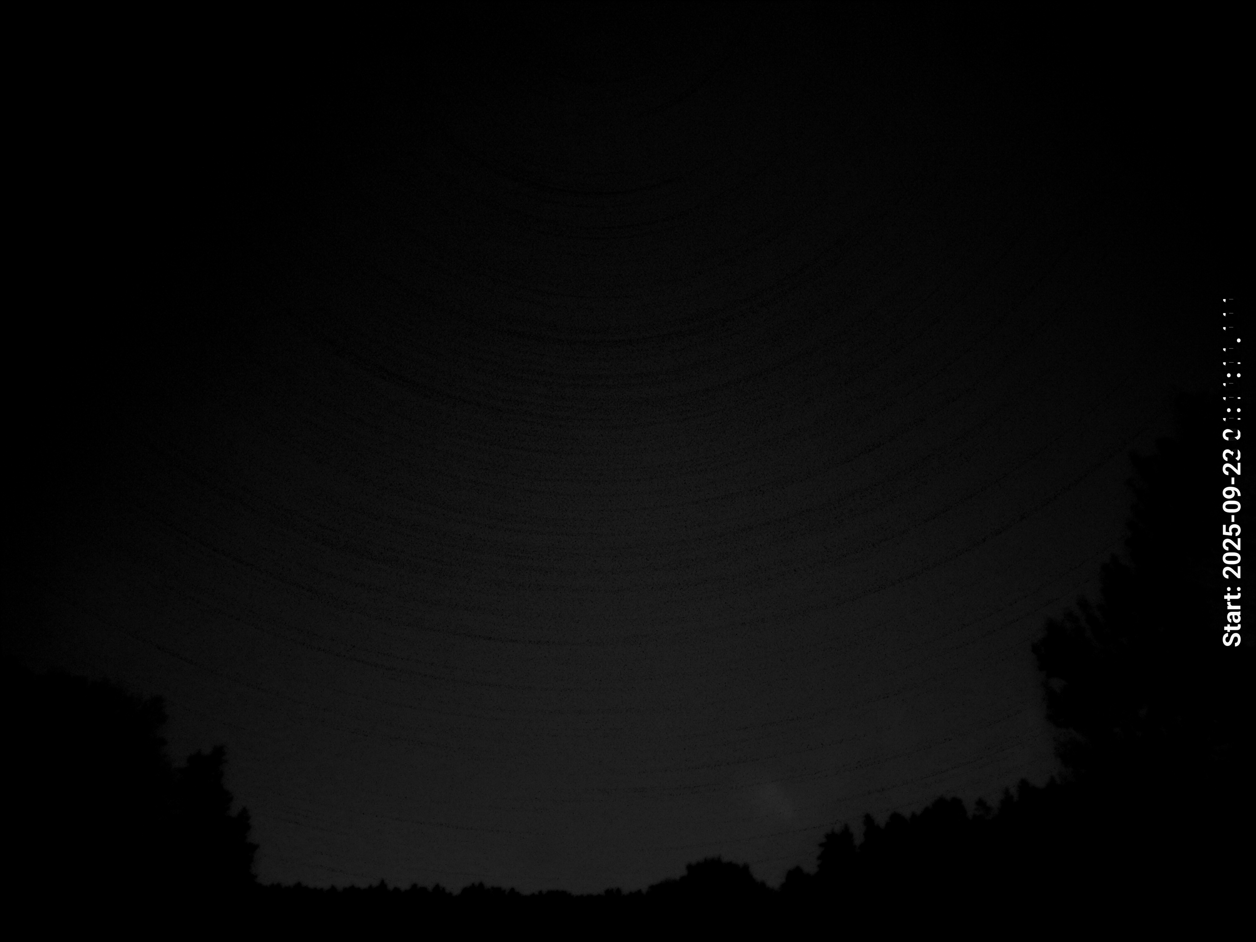 stackext_sky_0_n2000_20250923_000004_min.png