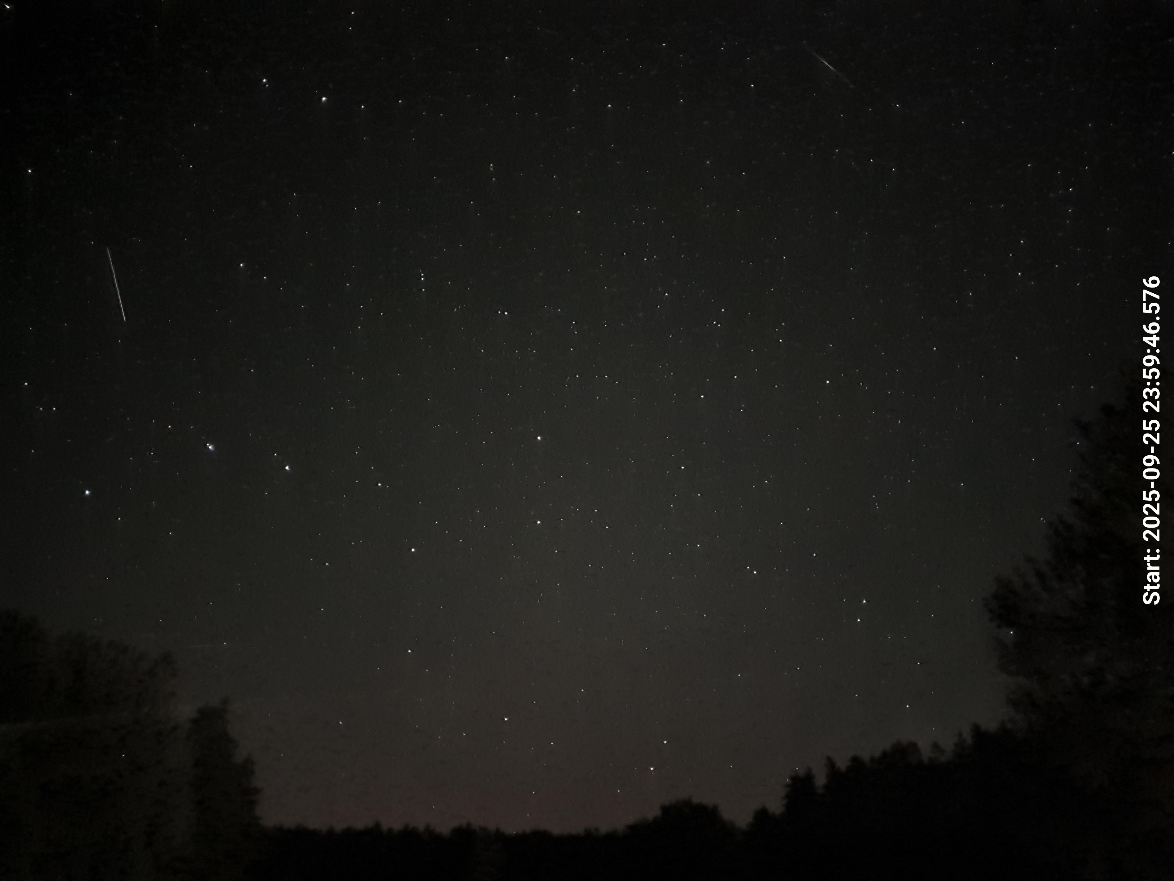 aurle_20250926_000001_lys24_star50_KP00_ISO1600_Lukker14.jpeg