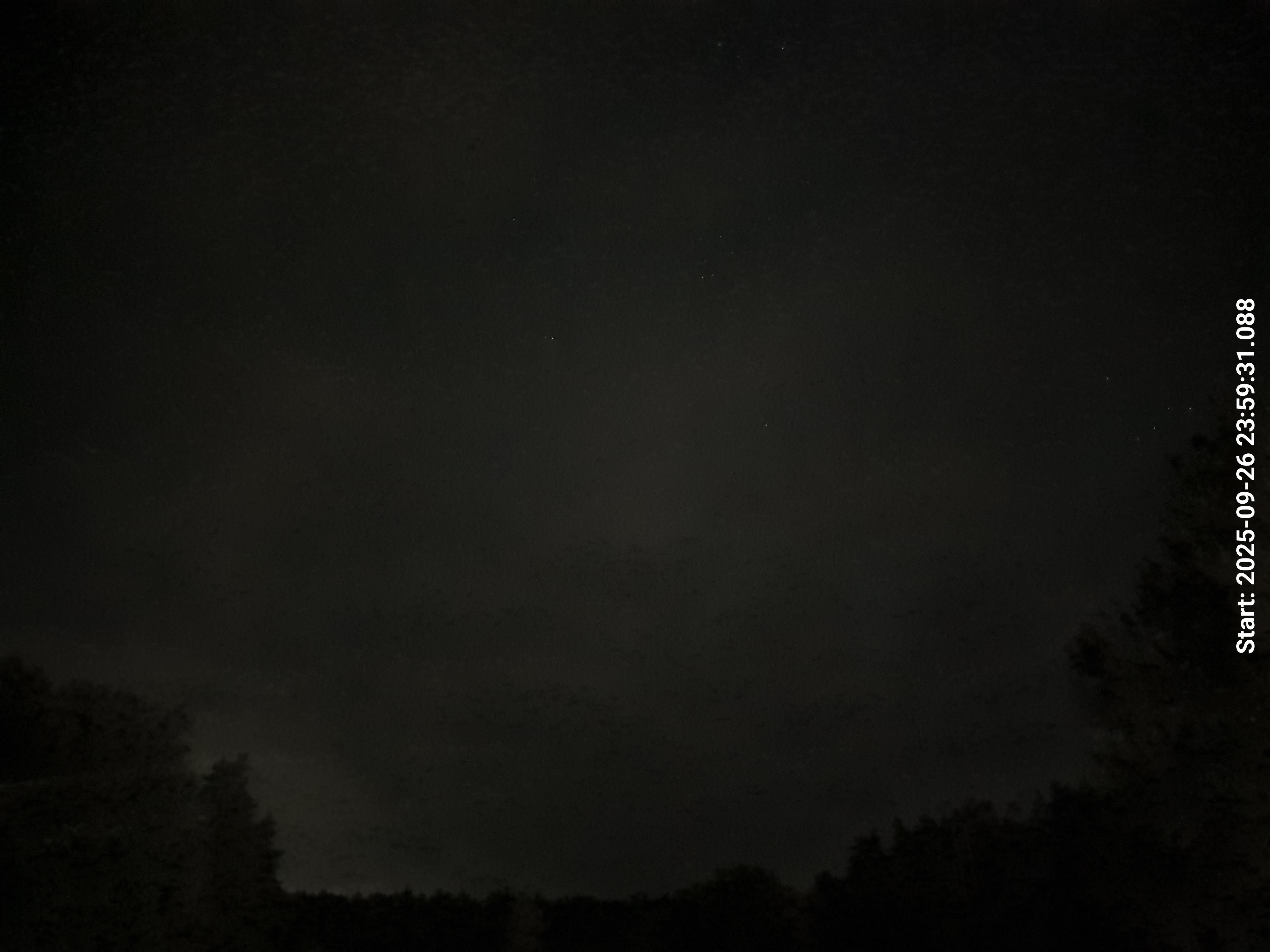 aurle_20250926_235946_lys19_star50_KPX_ISO1600_Lukker14_original_copy.jpg