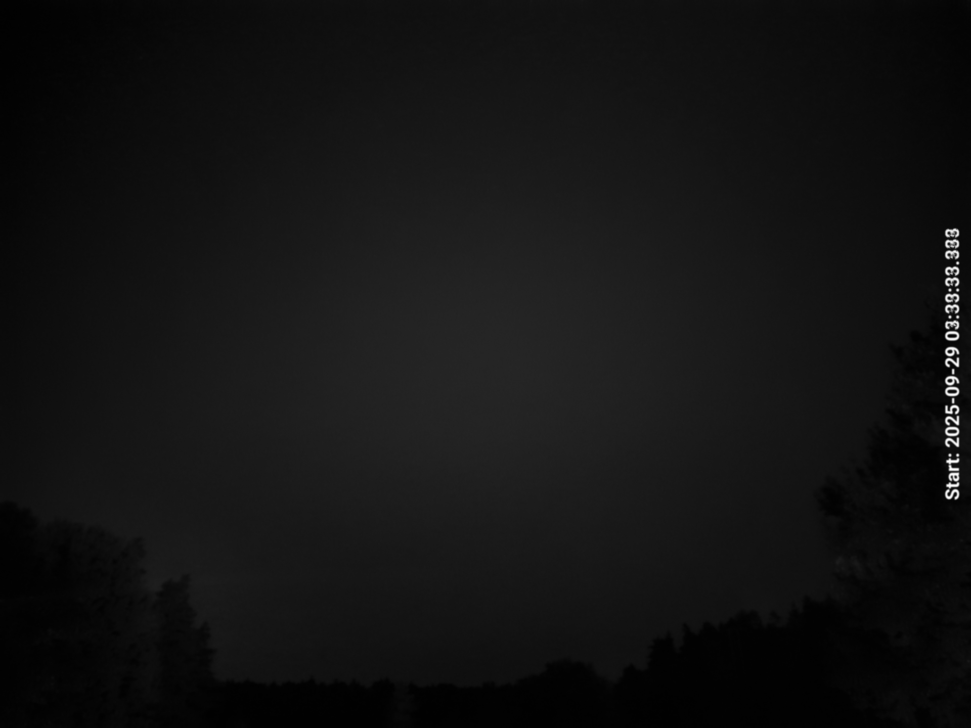 objects_20250929_20250929_0030-0023_max40_p50_s1051_background.png