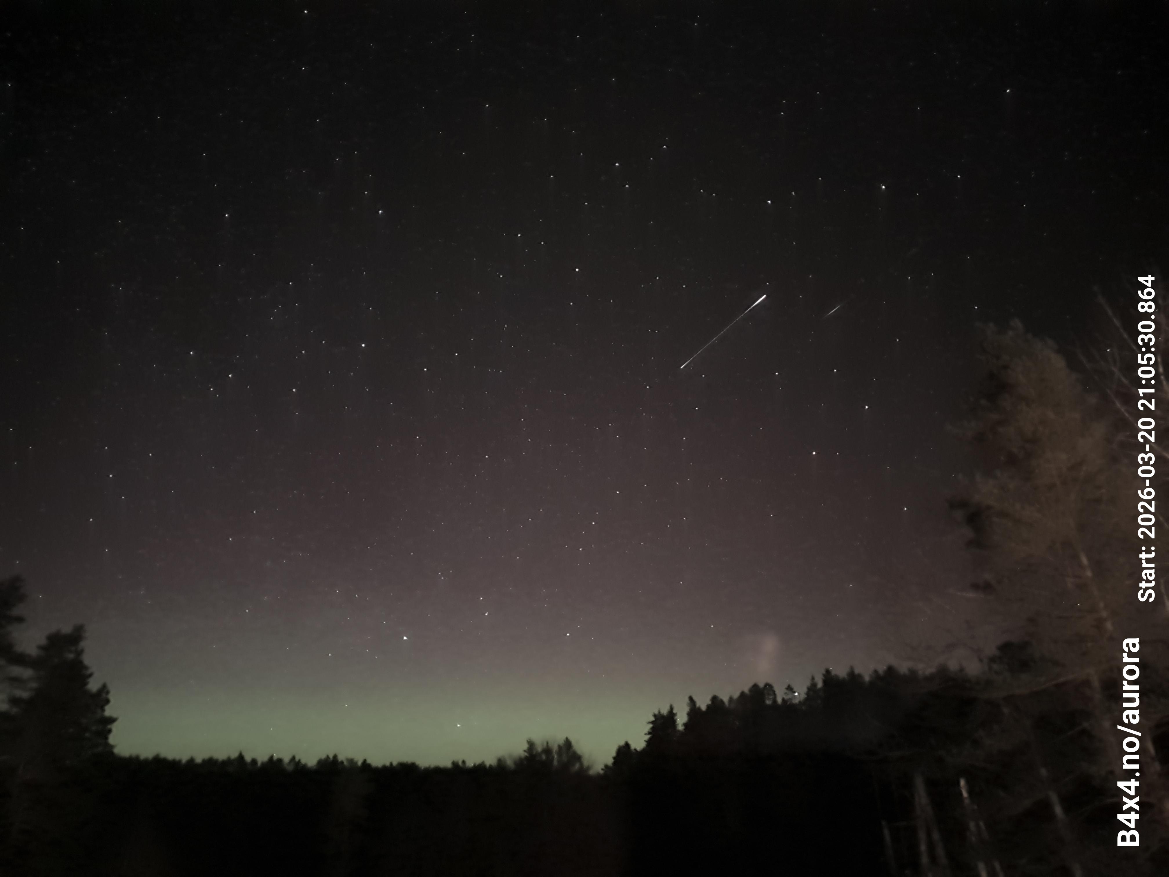 aurle_20260320_210547_lys36_star50_KP04_ISO1000_Lukker15.jpeg