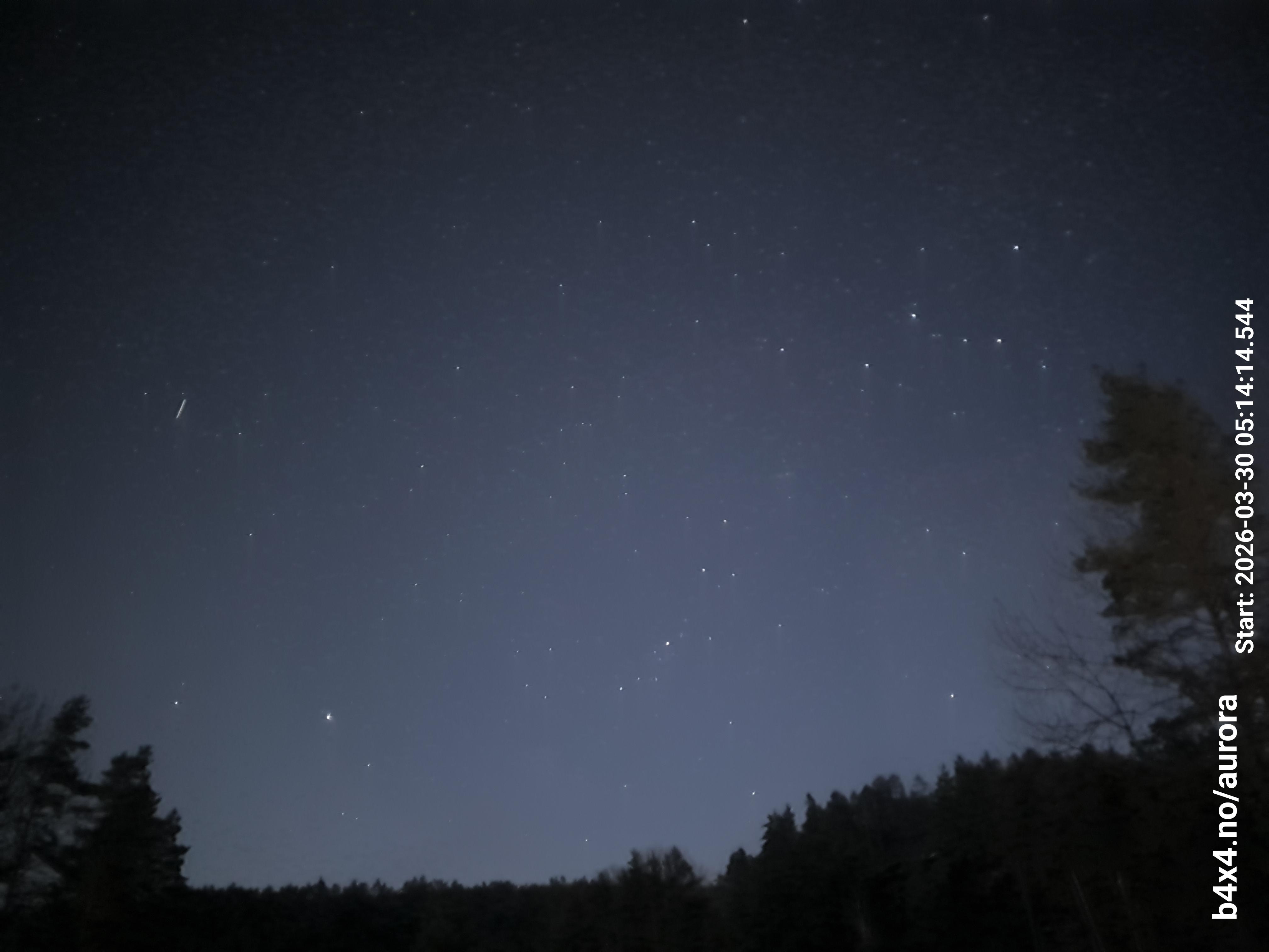 skyle_20260330_051423_lys52_star50_KP02_ISO1000_Lukker8.jpeg