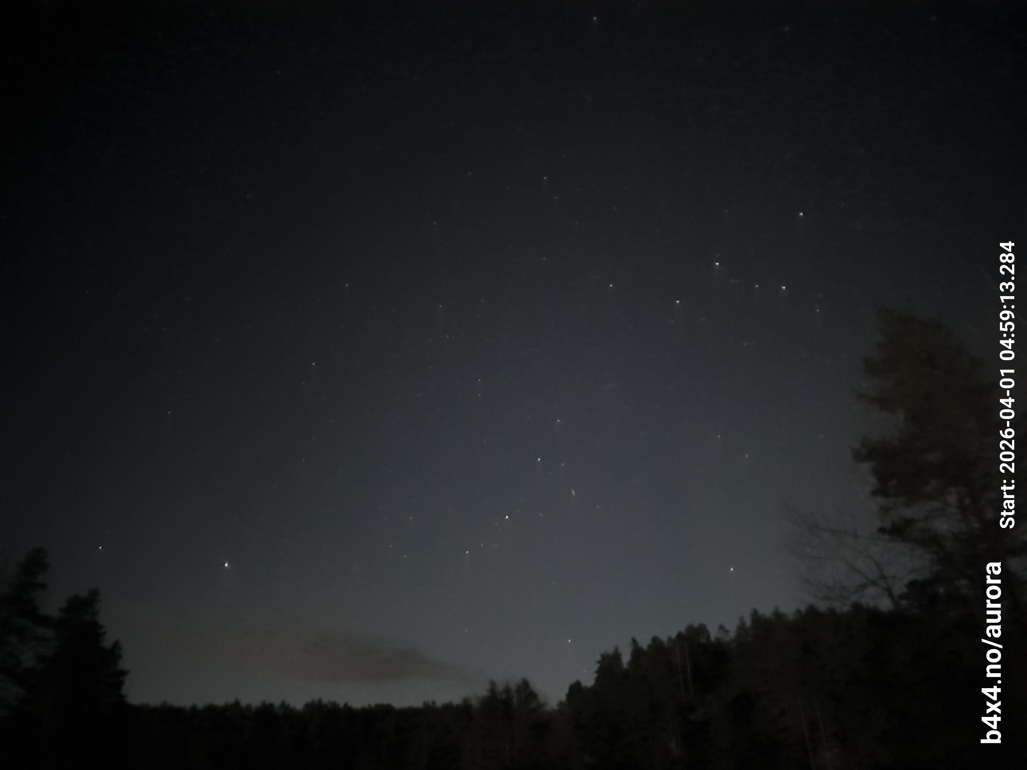 skyle_20260401_045917_lys31_star50_KP06_ISO1000_Lukker3.jpeg