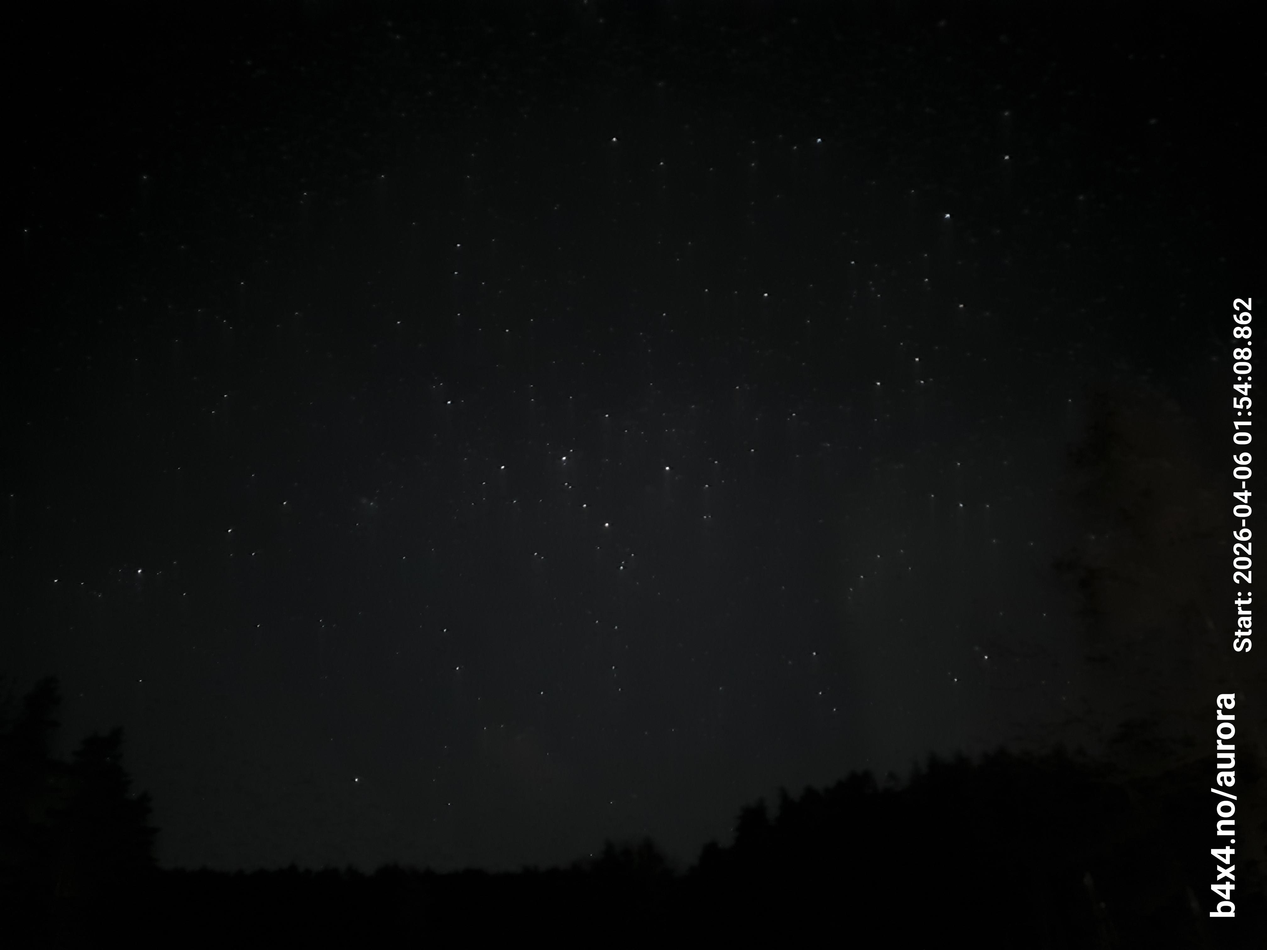 skyle_20260406_015419_lys14_star50_KP03_ISO800_Lukker9.jpeg