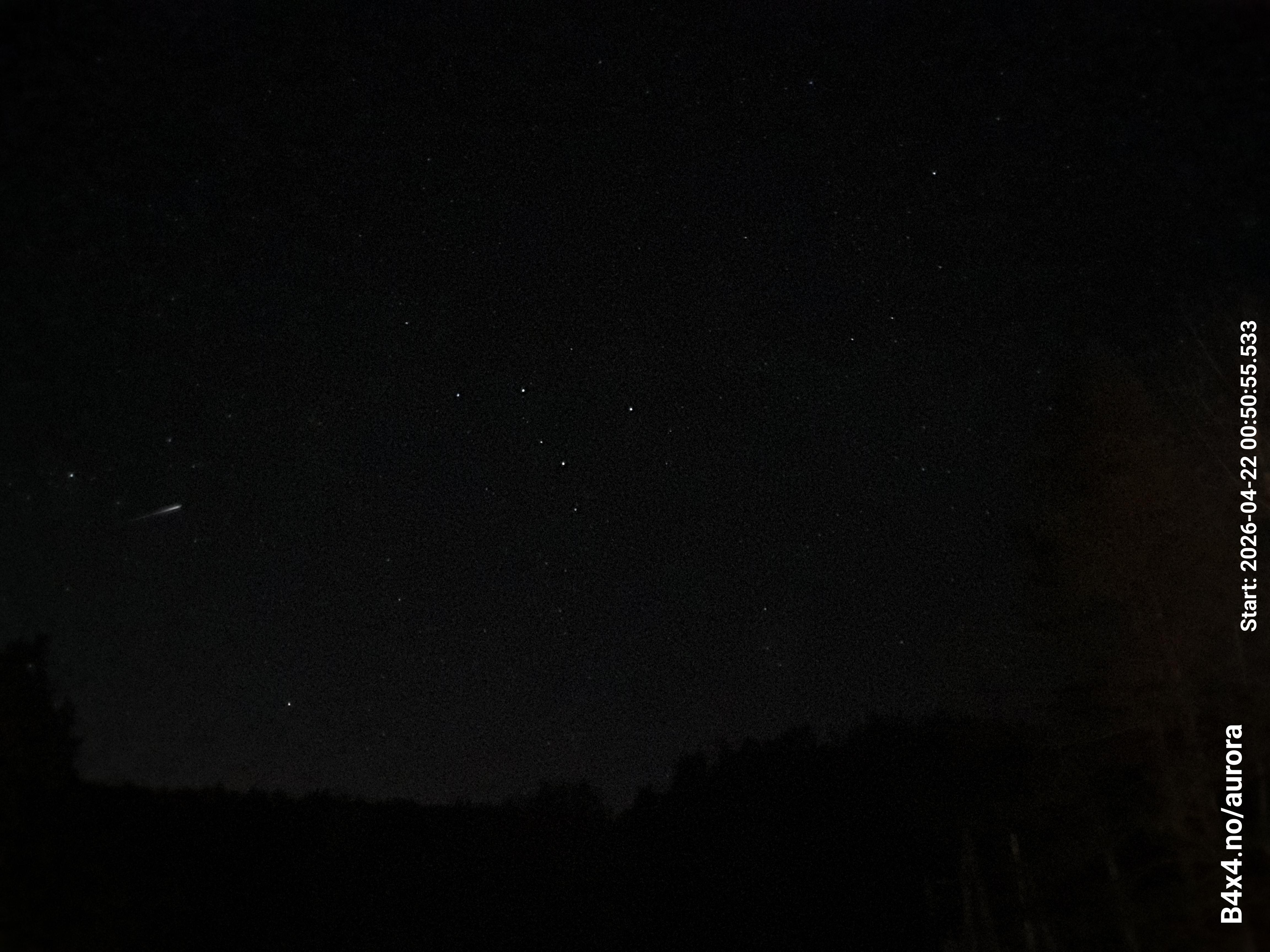 aurle_20260422_005111_lys8_star50_KPX_ISO1000_Lukker15.jpeg