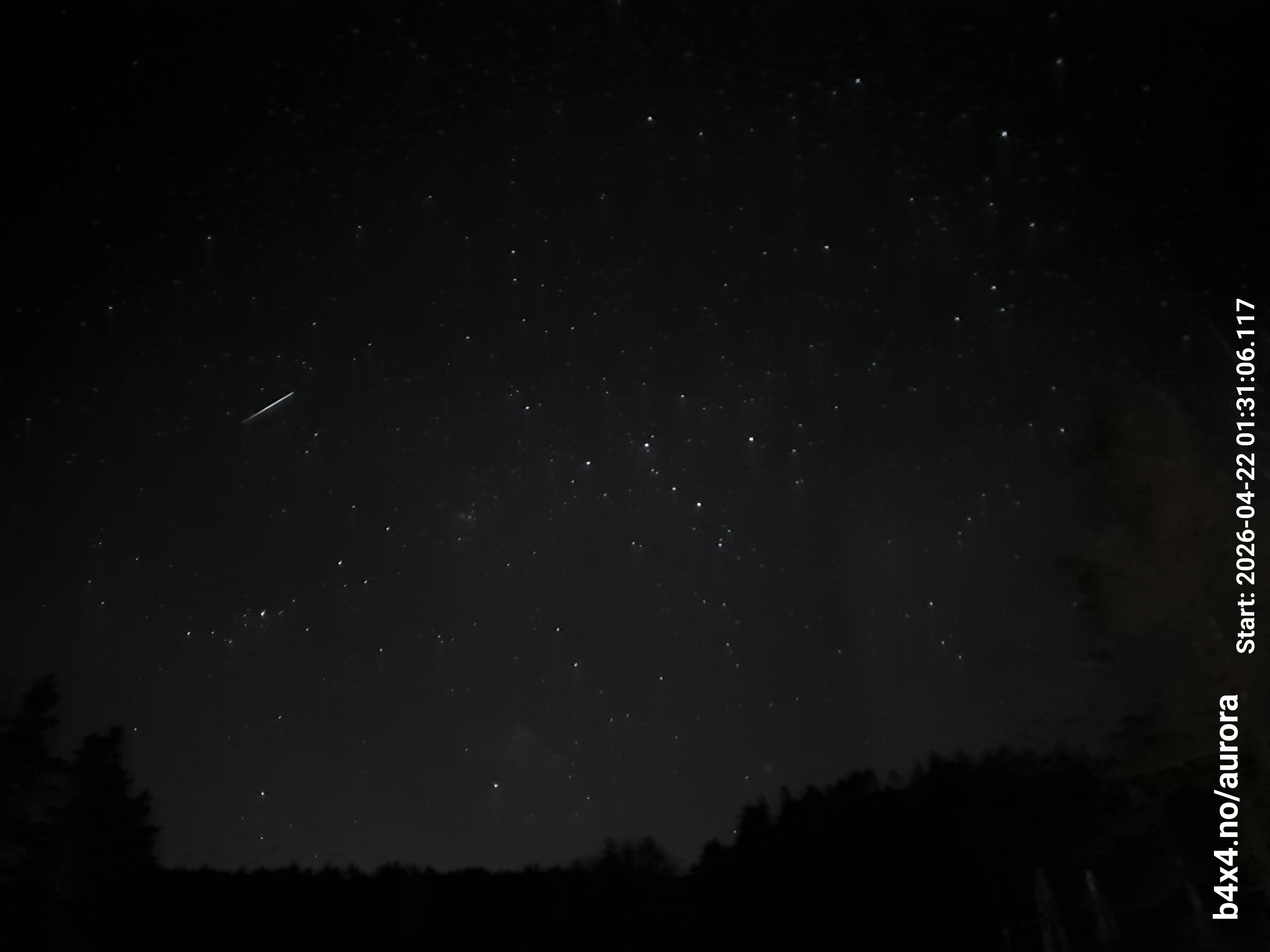 skyle_20260422_013117_lys14_star50_KP03_ISO800_Lukker10.jpeg
