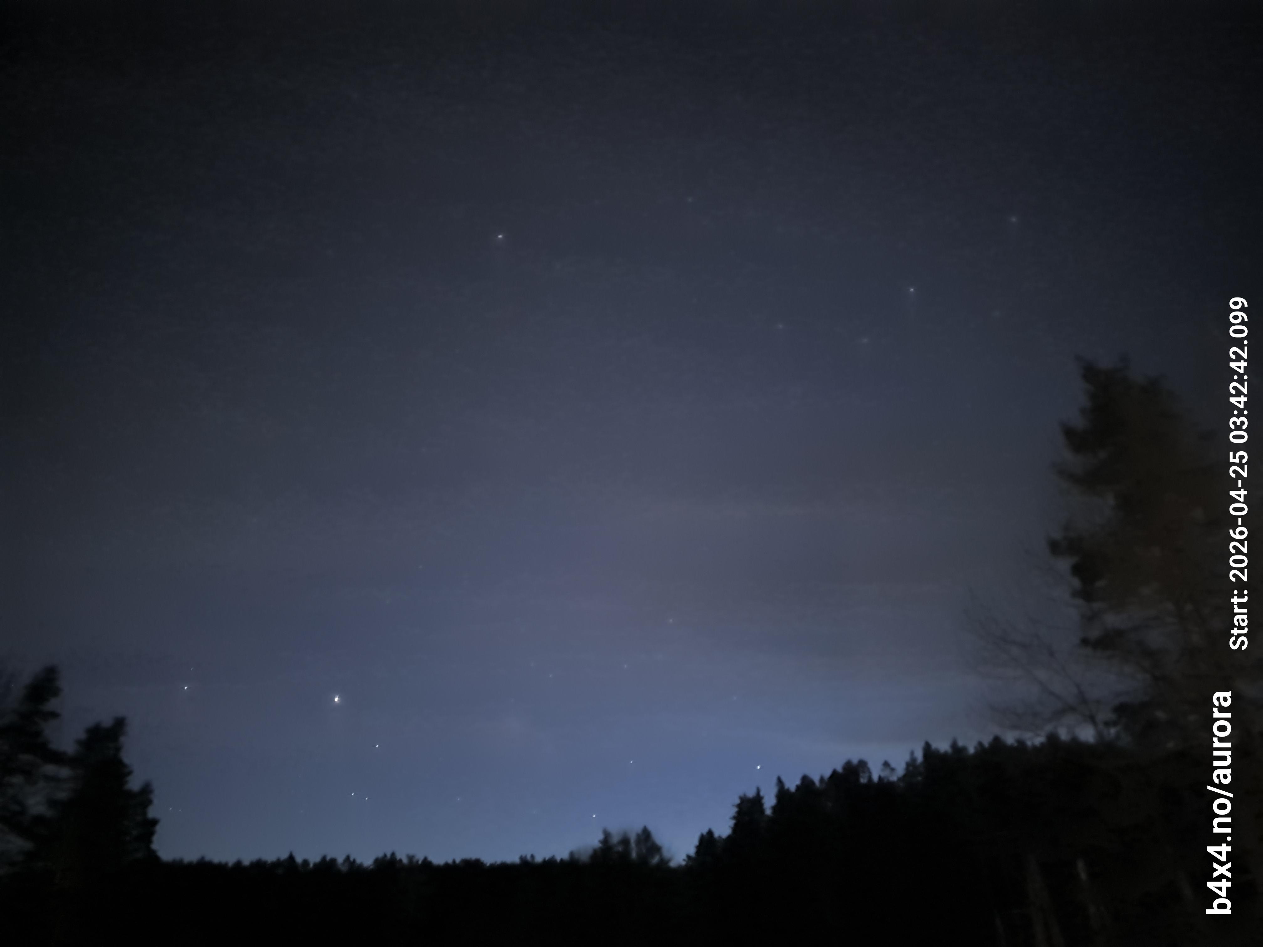 skyle_20260425_034253_lys47_star50_KPX_ISO800_Lukker10.jpeg