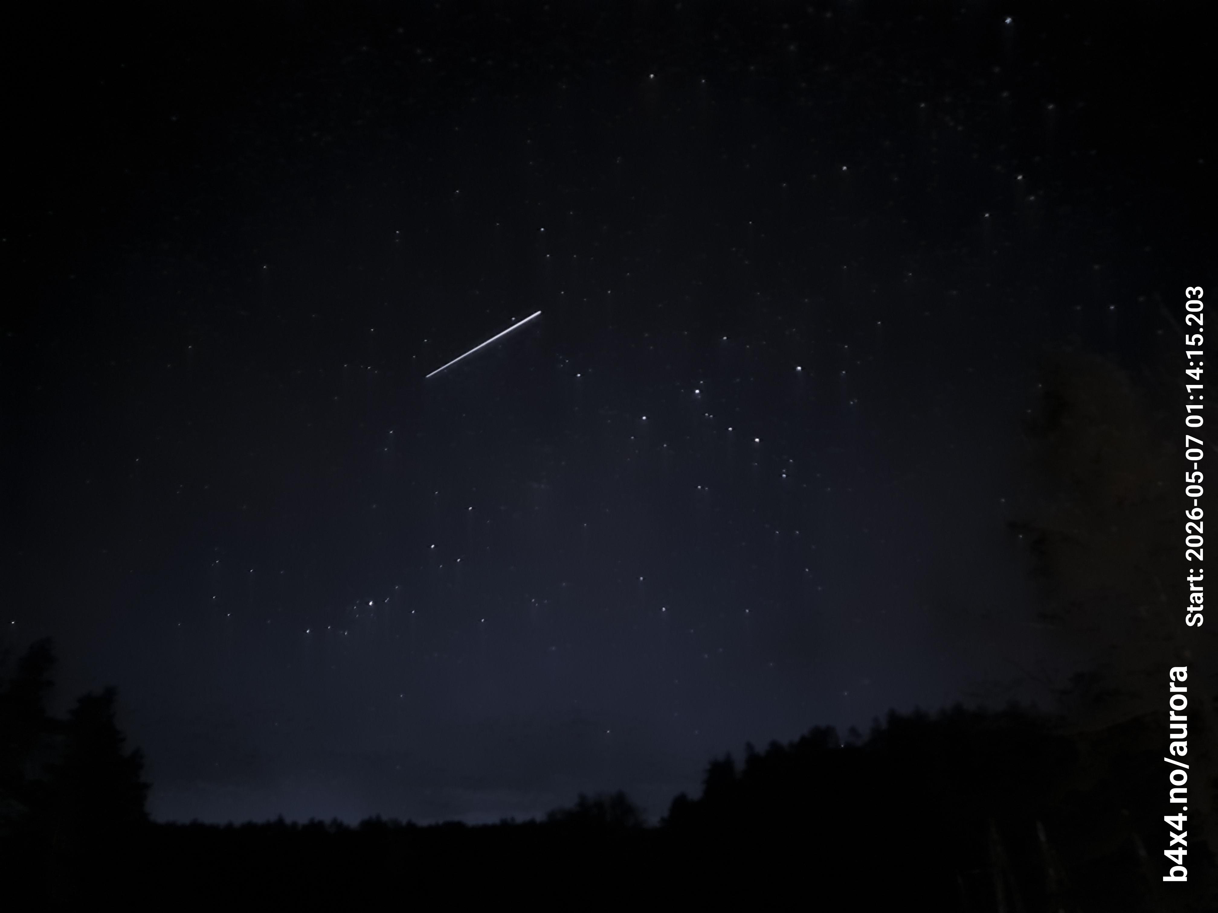 skyle_20260507_011426_lys15_star50_KP01_ISO800_Lukker10.jpeg